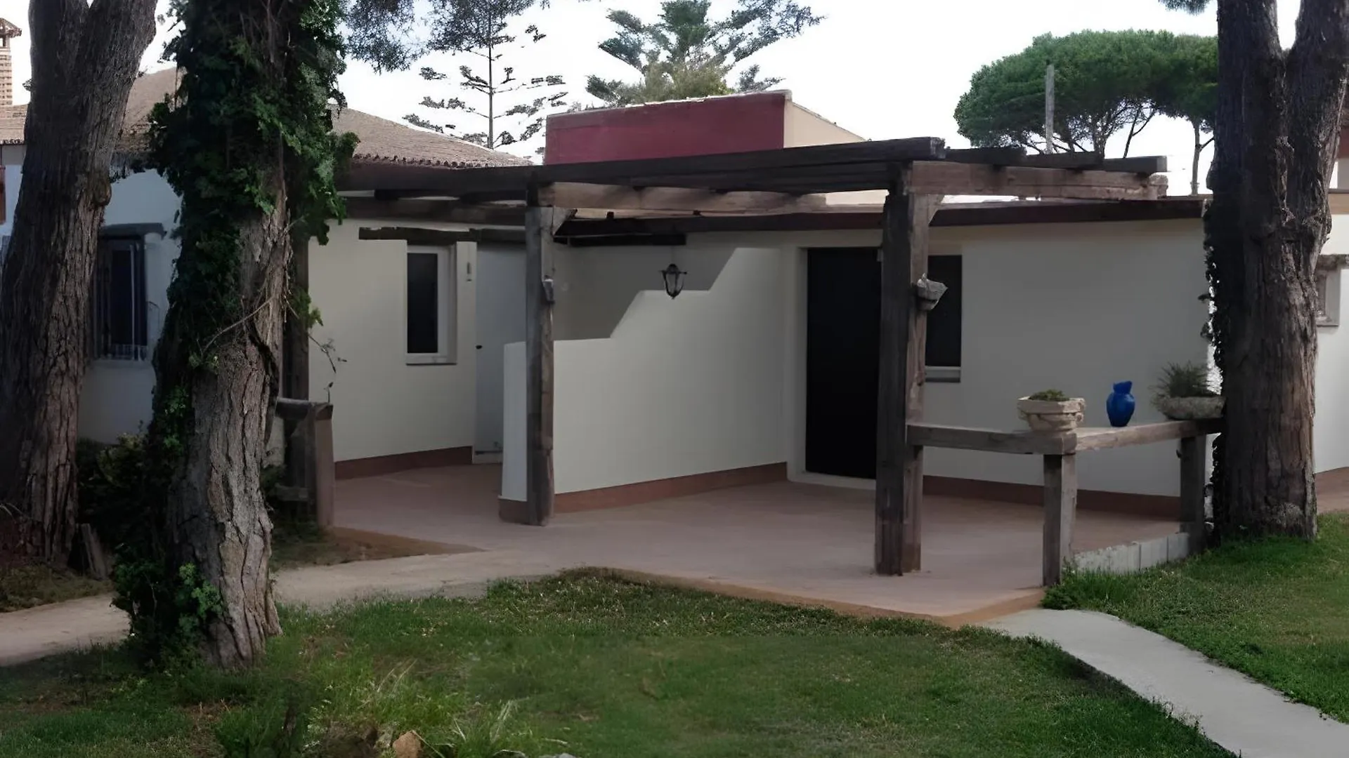 בית נופש צ'יקלנה דה לה פרונטרה La Posada De La Pinaleta